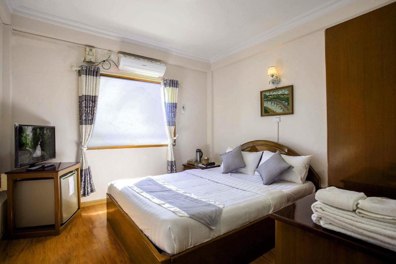 Thiha Bala Hotel Пин О Луин Екстериор снимка