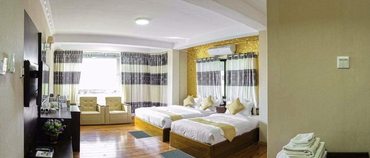 Thiha Bala Hotel Пин О Луин Екстериор снимка